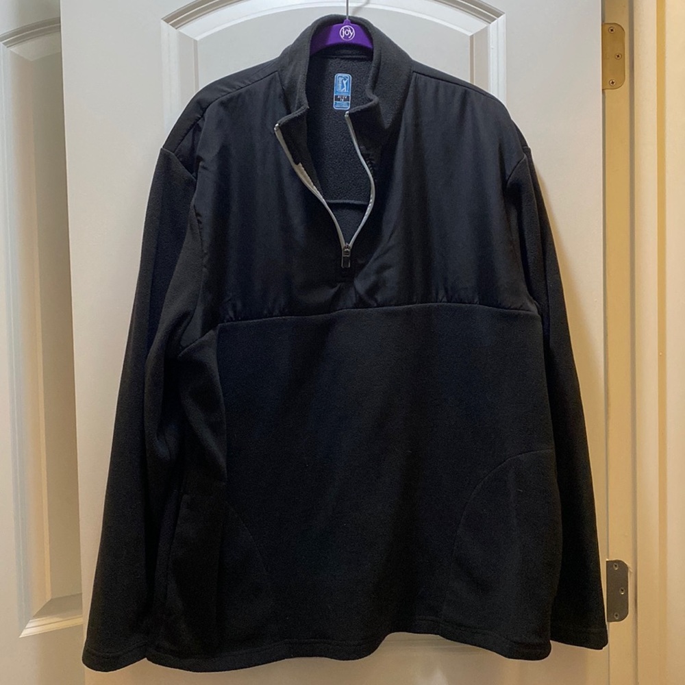 Men’s PGA Tour fleece